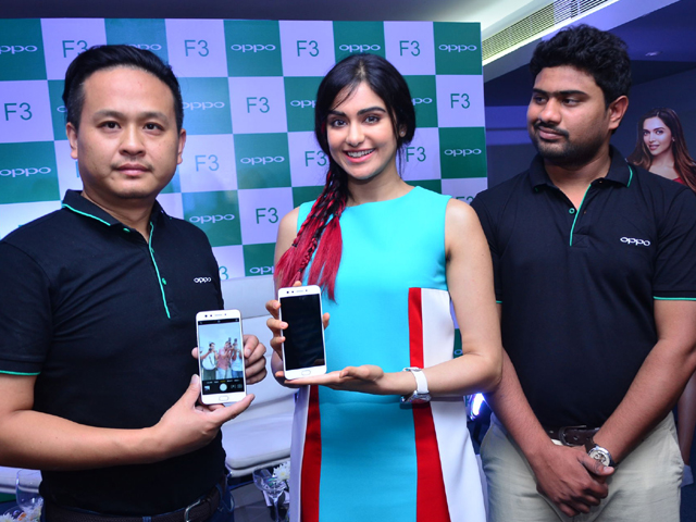 Adah Sharma Launches Oppo F3 Mobile